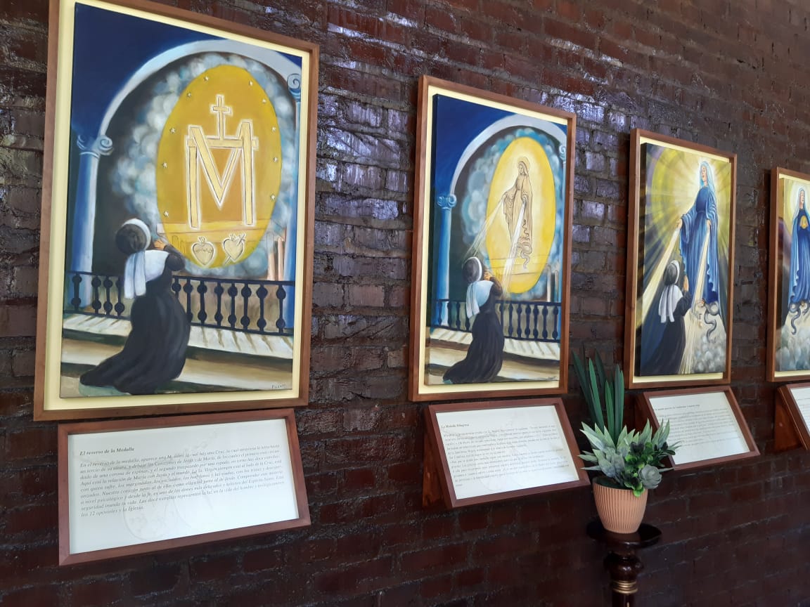 Inaugurada galería alusiva a las apariciones de la Virgen